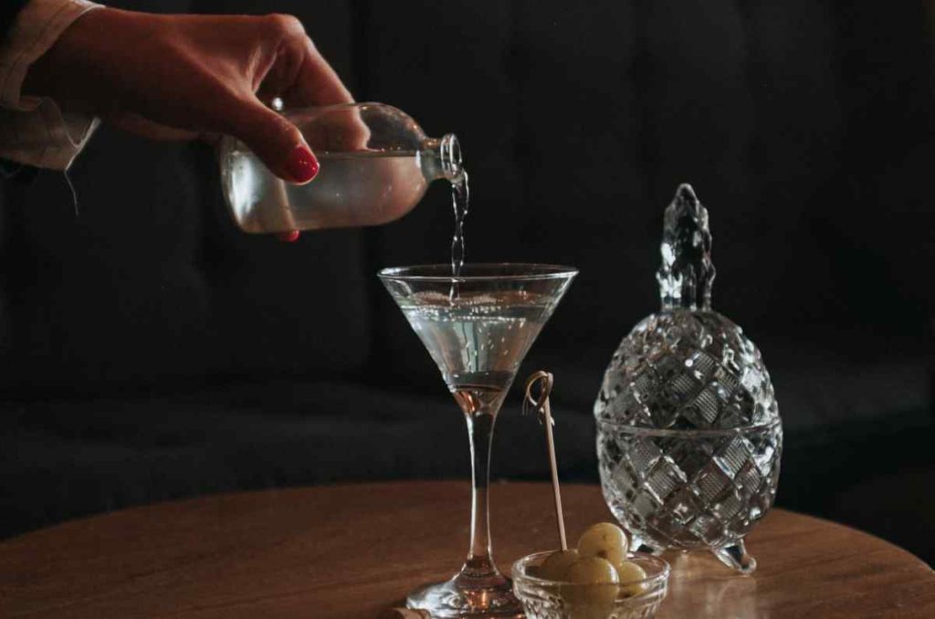 Baltra Bar: celebra 10 años con una semana cócteles e invitados especiales