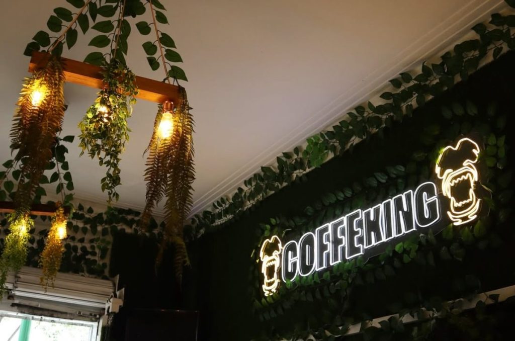 Cafetería temática de la selva en la Cuauhtémoc ¡Así es Coffe King!