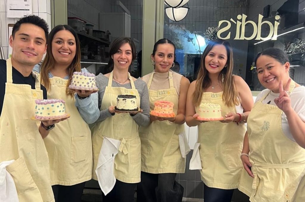 Aquí ofrecen talleres para decorar tu pastel en CDMX ¡Te contamos!