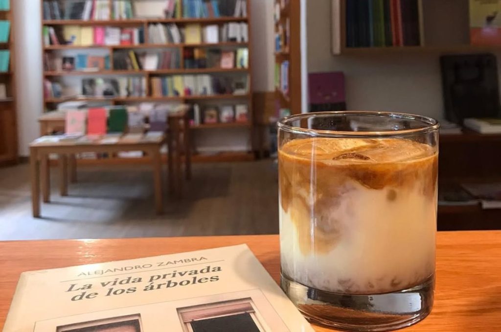 Todo sobre El Desastre, el rincón literario y cafetería en CDMX