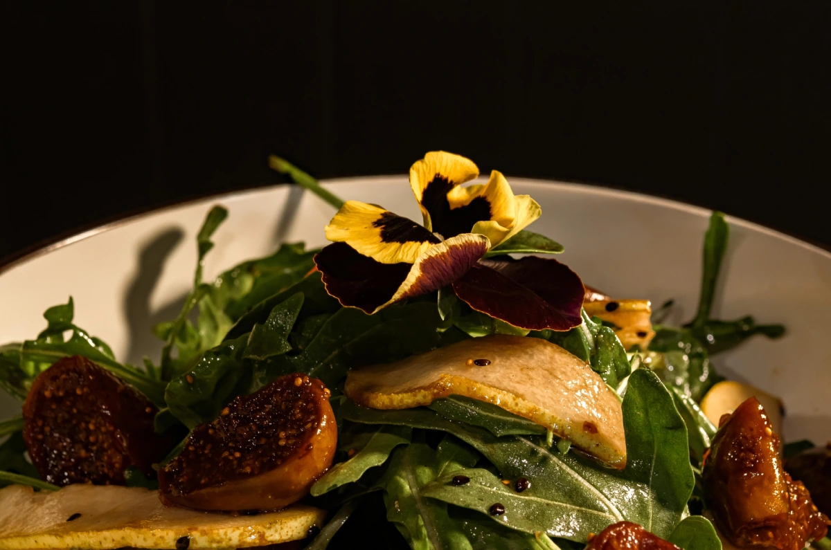 Carlota Bistro, sabores gourmet en un ambiente acogedor